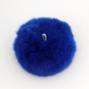 <span class=keywords><strong>Pompon</strong></span> en vraie fourrure de lapin de 6 cm avec boucle élastique pour chapeaux, <span class=keywords><strong>porte</strong></span>-clés et artisanat DIY - Product Image 6