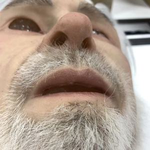 Masque en silicone personnalisé Haute réalité Conception de tête entière avec des cheveux fins Perforation de la bouche pour le cosplay Maquillage de film Déguisement - Product Image 3