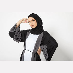 Kaftan de couleur unie pour femmes musulmanes, robe de dubaï, paillettes perlées, accessoires <span class=keywords><strong>Khaliji</strong></span>, à volants, Abayas Abay, 2022 - Product Image 5