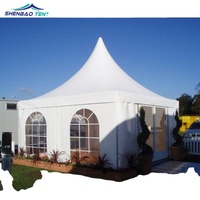 Tente spacieuse en alliage d'aluminium, structure pagode, toit en PVC imperméable, finitions décoratives résistantes aux UV, occasions spéciales, qualité supérieure
