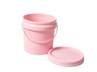Seau en plastique rond rose de 10 litres de qualité alimentaire, en matériau PP, hautement hermétique, réutilisable, avec logo personnalisé, couvercle et poignée