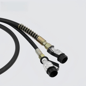Özelleştirilmiş 2 metre yüksek basınçlı hidrolik yağ hortumu ZG3/8 70MPA hızlı bağlantı kauçuk tüp montaj 220V çelik hidrolik araçları - Product Image 3