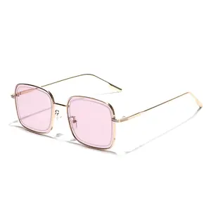 Anti-UV Fashionable Pink Square Lens Women Summer Sunglasses Classic Designer Stylish Sunglasses Customized