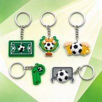 Großhandel Fußball PVC-Anhänger Bulk Benutzerdefiniertes Logo Sportfan-Taschenanhänger Souvenir Werbegeschenk OEM Schlüsselanhänger