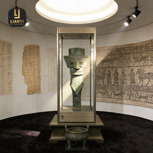 Système d'affichage modulaire pour musées avec éclairage LED, panneaux et vitrines personnalisables et reconfigurables pour répondre aux besoins d'exposition changeants, ODM - Product Image 4