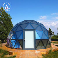 Dôme de glamping géodésique en verre trempé bleu pour hôtel-resort, durée de vie de 20 ans, style luxueux, maison igloo