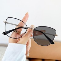 Montures de lunettes œil-de-chat vintage à monture complète en PC, anti-lumière bleue et à changement de couleur, pour le commerce transfrontalier