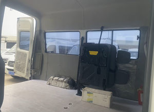 Autobús <span class=keywords><strong>Iveco</strong></span> Daily <span class=keywords><strong>2022</strong></span> de Segunda Mano, Multipropósito, Distancia Entre Ejes Corta, Techo Medio, Camión con Dos Neumáticos Traseros - Product Image 6