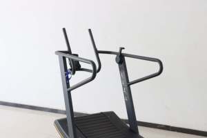 Manual comercial para cinta de correr <span class=keywords><strong>Technogym</strong></span>, pantalla LED de diseño curvo, ajuste de velocidad mecánica, prueba de frecuencia cardíaca, sin corazón - Product Image 4