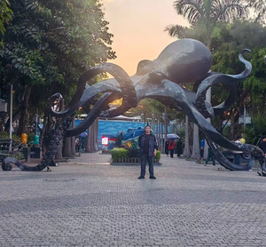 Sculpture en bronze La petite pieuvre - Macha Galerie Librairie