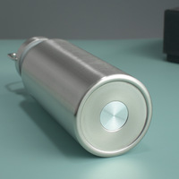 Botol Minum Olahraga Vakum Isolasi Kapasitas Besar Gaya Amerika, Dinding Ganda Baja Tahan Karat 304 Anti Jatuh Portabel Sublimasi