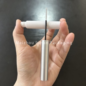 <span class=keywords><strong>ISMAN</strong></span> Nouveau style 5ML Flacon de sérum pour cils en spray fin mat avec logo personnalisé Tube rond givré vide pour mascara avec brosse - Product Image 4