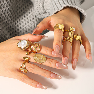 Geometrischer Offener <span class=keywords><strong>Ring</strong></span> für Damen aus Edelstahl Nicht Verblassend 18K Vergoldete Ringe als Geschenk - Product Image 3