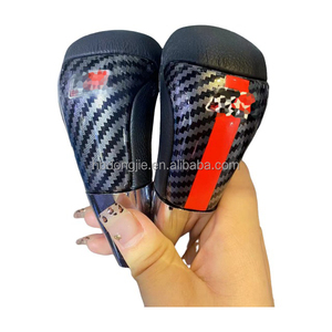 Pomello cambio universale in pelle in fibra di carbonio per modelli Toyota pomello cambio auto per Toyota TRD Hilux - Product Image 4