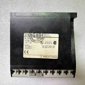 Siemens 3TK28 Safety <b>Relay</b> 10 A 250 V AC <b>Relay</b> Output Industrial Use - Product Image 4