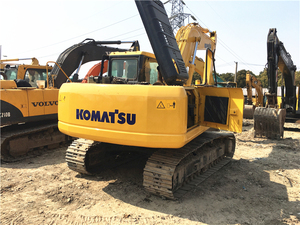 Excavadora Komatsu PC200 Usada de Confianza, 29 Toneladas, Capacidad de Cucharón de 1.7m, Motor Cummins, Popular en Oriente Medio y África - Product Image 3
