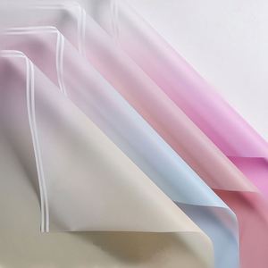 Papier d'emballage pour fleurs en plastique imperméable imprimé avec des lignes de bordure colorées, design 2022, pour les fleuristes - Product Image 4