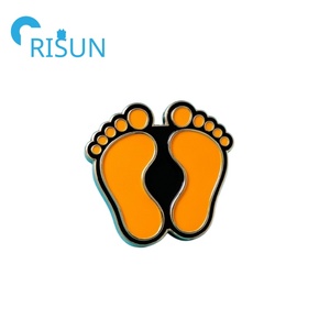 제조 금속 옷깃 핀 3D 발 인쇄 아기 발 에나멜 핀 배지 - Product Image 4