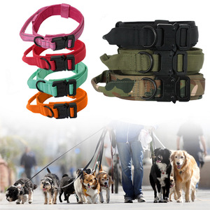 Collar Táctico para Perro de Nailon Ajustable para Perros Medianos y Grandes, Estilo Militar para Entrenamiento al Aire Libre - Product Image 1