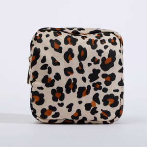 Không thấm nước Nylon Zip Pouch DIY Chenille Thư Các Bản vá lỗi Cheetah Du Lịch Mỹ phẩm Túi Make-up Nylon Pouch dễ thương Leopard trang điểm Túi - Product Image 2