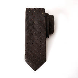 Модный мужской галстук ручной работы с вышивкой бисером и узором пейсли, коричневый, из тутового шелка. Принимаем заказы на малые партии, включая шоколадные галстуки. - Product Image 2