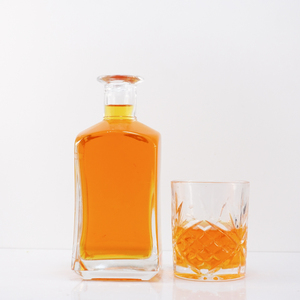 Bán Buôn Dày Dưới Vuông 100Ml 200Ml 375Ml 500Ml 700Ml 750Ml 1000Ml Chai Thủy Tinh Cho Gin Whiskey Vodka Tinh Thần Với Nút Chai - Product Image 4