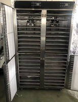 Déshydrateur alimentaire en acier inoxydable à 80 couches pour fruits, graines, légumes avec 4 compartiments séparés