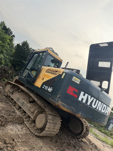 Excavatrice sur chenilles Hyundai R215VS d'occasion, 20,5 tonnes, système VPC, pour travaux agricoles et construction routière, exportation - Product Image 3