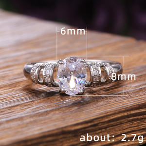 Bague de fiançailles F349 pour femme en argent avec diamant synthétique ovale et diamants latéraux couleur G - Product Image 6