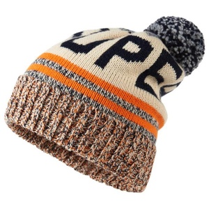 Gorro de Punto Rasta de Fútbol Personalizado con MOQ Bajo - Product Image 1