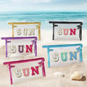 Bolso pequeño con letras <span class=keywords><strong>de</strong></span> chenilla negra, bolso <span class=keywords><strong>de</strong></span> <span class=keywords><strong>maquillaje</strong></span> con cremallera impermeable, logotipo <span class=keywords><strong>para</strong></span> viajes, mujeres, <span class=keywords><strong>adolescentes</strong></span>, bolsa <span class=keywords><strong>de</strong></span> protección solar <span class=keywords><strong>para</strong></span> playa <span class=keywords><strong>de</strong></span> verano - Product Image 1