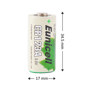 Неперезаряжаемая батарея 3V CR123A литиевая батарея 3V 1500mAH cr123a 2cr5 <span class=keywords><strong>cr</strong></span>-p2 литиевые батареи - Product Image 1