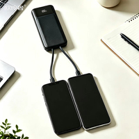 Coffret cadeau d'affaires comprenant une gourde isotherme, des écouteurs et une batterie externe, personnalisable avec logo pour les clients professionnels