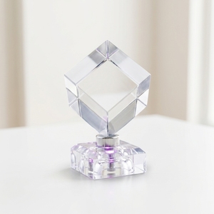 <span class=keywords><strong>Cubo</strong></span> de <span class=keywords><strong>Rubik</strong></span> de Cristal de Primera Calidad con Diseño de <span class=keywords><strong>Cubo</strong></span>, Tallado con Láser, para Recuerdo y Decoración del Hogar - Product Image 3