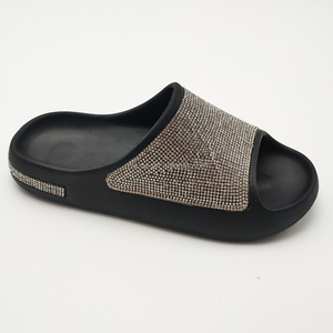 Fashionable Trend OEM Custom Anti <strong>slip</strong> Sole <strong>Slip</strong> on Womens &amp; Lady EVA Slide Shoes with Diamond Decoration - Product Image 1