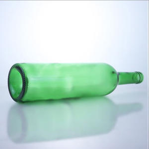 Botella de Vidrio Verde Redonda para Envasado de Bebidas, 600ml, 650ml, 700ml Disponibles, Capacidad Personalizada, OEM, ODM - Product Image 2