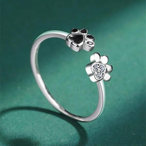 Anello a Forma di Zampa Animale T0604 con Zirconia Cubica e Pietra a Cuore, Gioiello Unisex alla Moda - Product Image 5