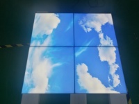 2025 Illusion infinie sans couture pour les intérieurs modernes Panneau de lumière bleu ciel sans cadre à effet de nuage monté au plafond ultra-mince