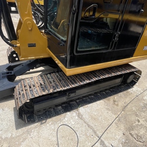 Excavatrice d'occasion CAT 306 à flèche renforcée, remarquablement silencieuse, pour la démolition de vieux ponts en béton sur le <span class=keywords><strong>Narro</strong></span> - Product Image 3