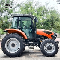 Tracteur agricole économique LAWNIO avec cabine climatisée en option et sélection de vitesses flexible pour le transport rural
