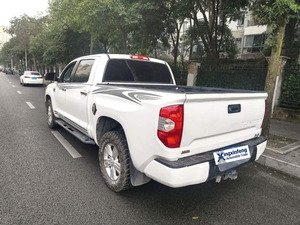 Toyota Tundra 5.7L <span class=keywords><strong>d</strong></span>'<span class=keywords><strong>occasion</strong></span> 2011, édition standard, boîte automatique, pick-up, moteur V8, conduite à gauche, haute capacité <span class=keywords><strong>de</strong></span> remorquage, performances fiables - Product Image 5