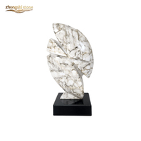 Sculpture de figure humaine en résine à grain de marbre, statues de pierre élégantes sculptées à la main, taille personnalisée, homme en marbre blanc