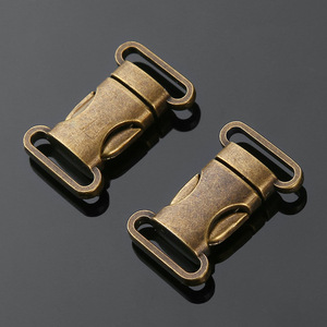 หัวเข็มขัดโลหะผสมสำหรับกระเป๋า สายรัดปรับได้ สีพื้นทนทาน Q335 15 - Product Image 1