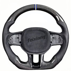 Utilisé pour la modification du volant <span class=keywords><strong>Volvo</strong></span> <span class=keywords><strong>XC</strong></span> <span class=keywords><strong>40</strong></span> XC60 S60 Xc90 S90 avec volant <span class=keywords><strong>sport</strong></span> en fibre de carbone pour une couleur de rayures personnalisable - Product Image 1
