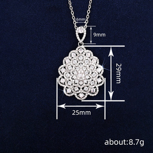 Collana a Goccia Floreale per Donne, Design a Fiore Pendente, Accessorio da Collo per Uso Quotidiano - Product Image 4