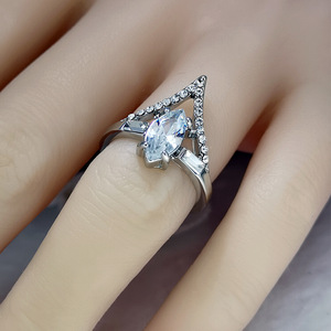 Anello ovale triangolare, design classico, accessori di moda per l'uso quotidiano - Product Image 2