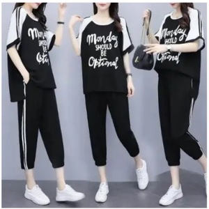 Plus Size Women's Two Piece Set Loose Fit Splicing Top And Capri Pants Casual Summer Outfit Black Polyester Knitted - Product Image 2