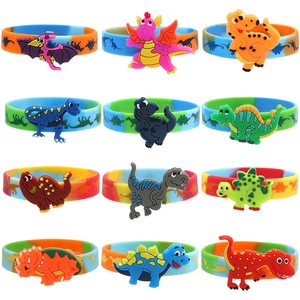 <span class=keywords><strong>1</strong></span> pieza de pulseras de silicona de dinosaurio vibrante, diseños de dinosaurios para los más pequeños, regalo festivo de vacaciones, no se necesitan baterías - Product Image 2