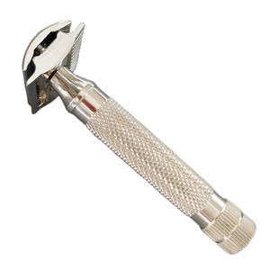 <span class=keywords><strong>Rasoir</strong></span> pour homme Dishi avec tête <span class=keywords><strong>de</strong></span> <span class=keywords><strong>rasoir</strong></span> en alliage <span class=keywords><strong>de</strong></span> zinc, une plaque <span class=keywords><strong>de</strong></span> rasage solide et une lame <span class=keywords><strong>de</strong></span> rasage latérale - Product Image 1