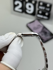 Reloj de Cuarzo con Letras Romanas y Diamantes Cuadrados, Correa de Acero, Personalizado y Elegante para Mujer, Últimas Tendencias - Product Image 4